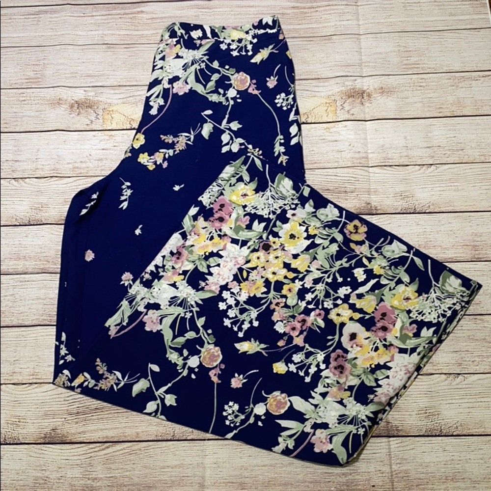 Adorable Outfit size 1X blouse and Pants - Picture 11 of 12